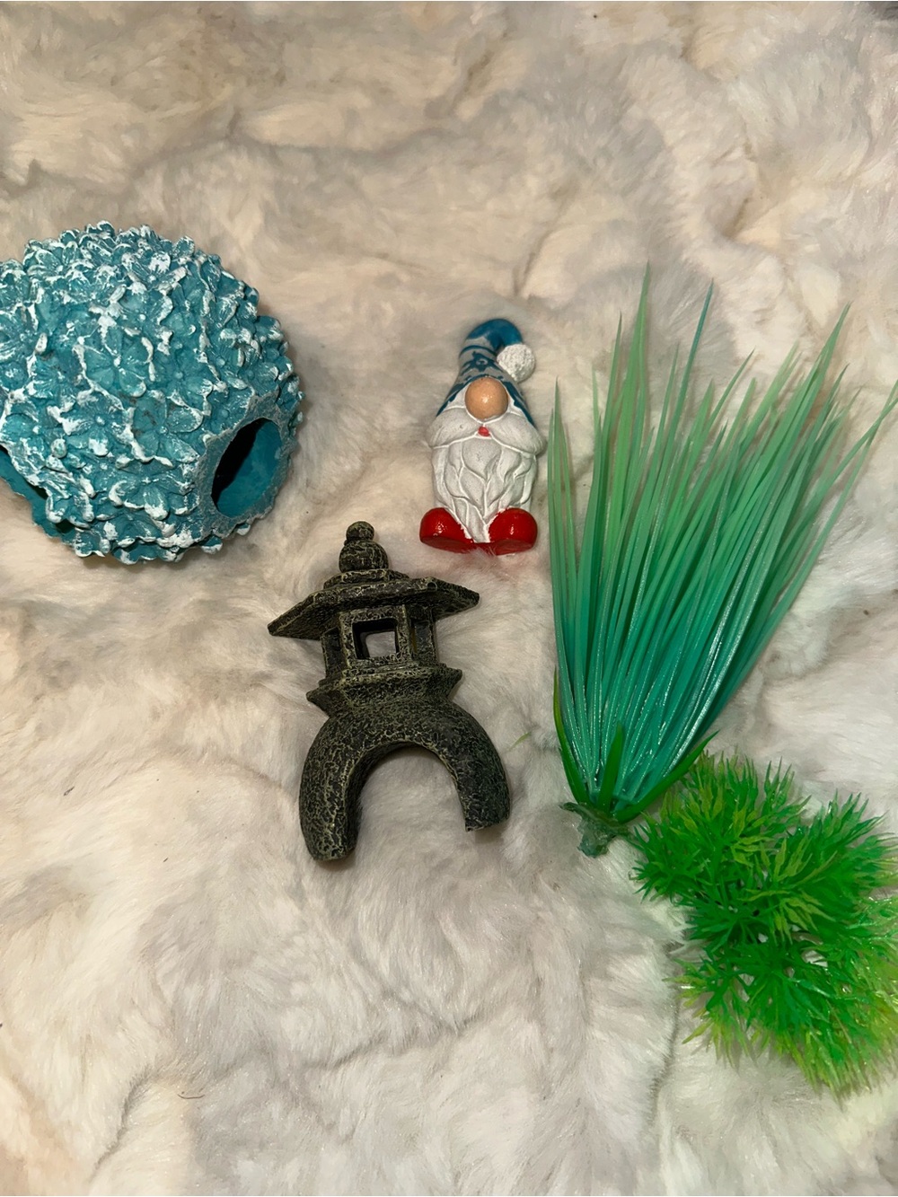 Fish Tank Decor Set- 5pc Gnome, Bubble, Plant Garden Accent, Etc- Essentials - Picture 2 of 4